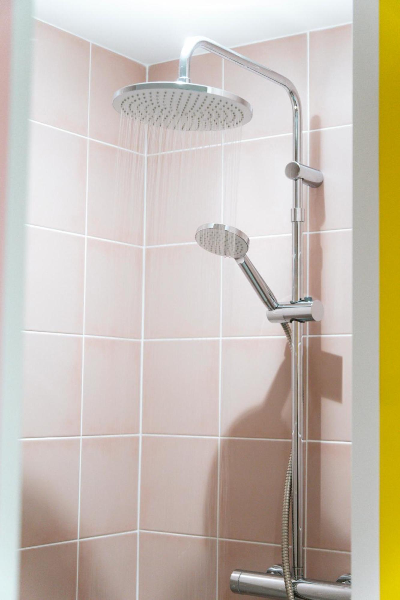 Capsule Springfield - Balneo -Sauna - Billard Douai Ngoại thất bức ảnh